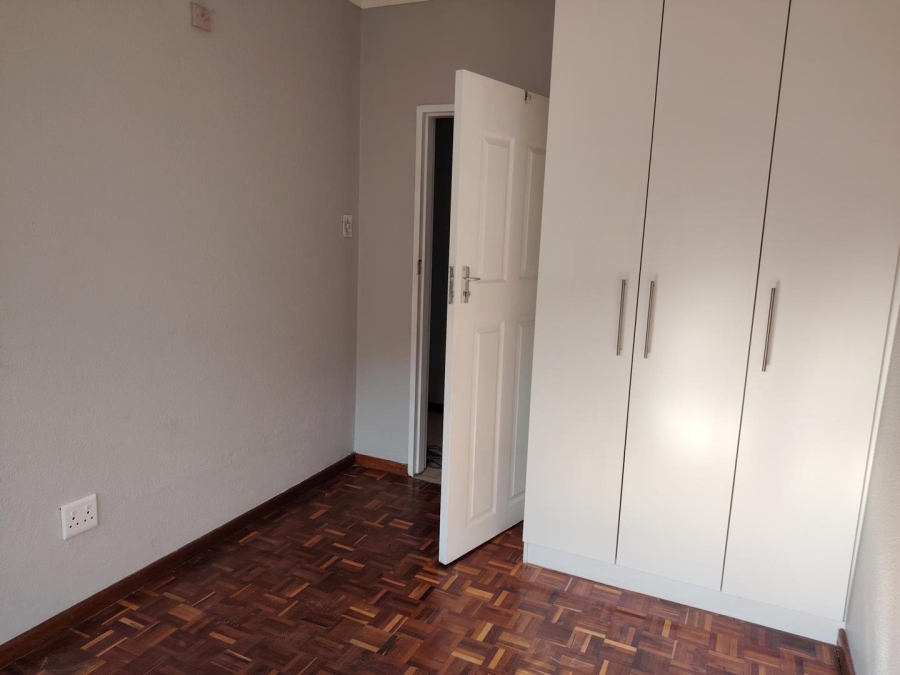 To Let 4 Bedroom Property for Rent in Vasco Estate Western Cape